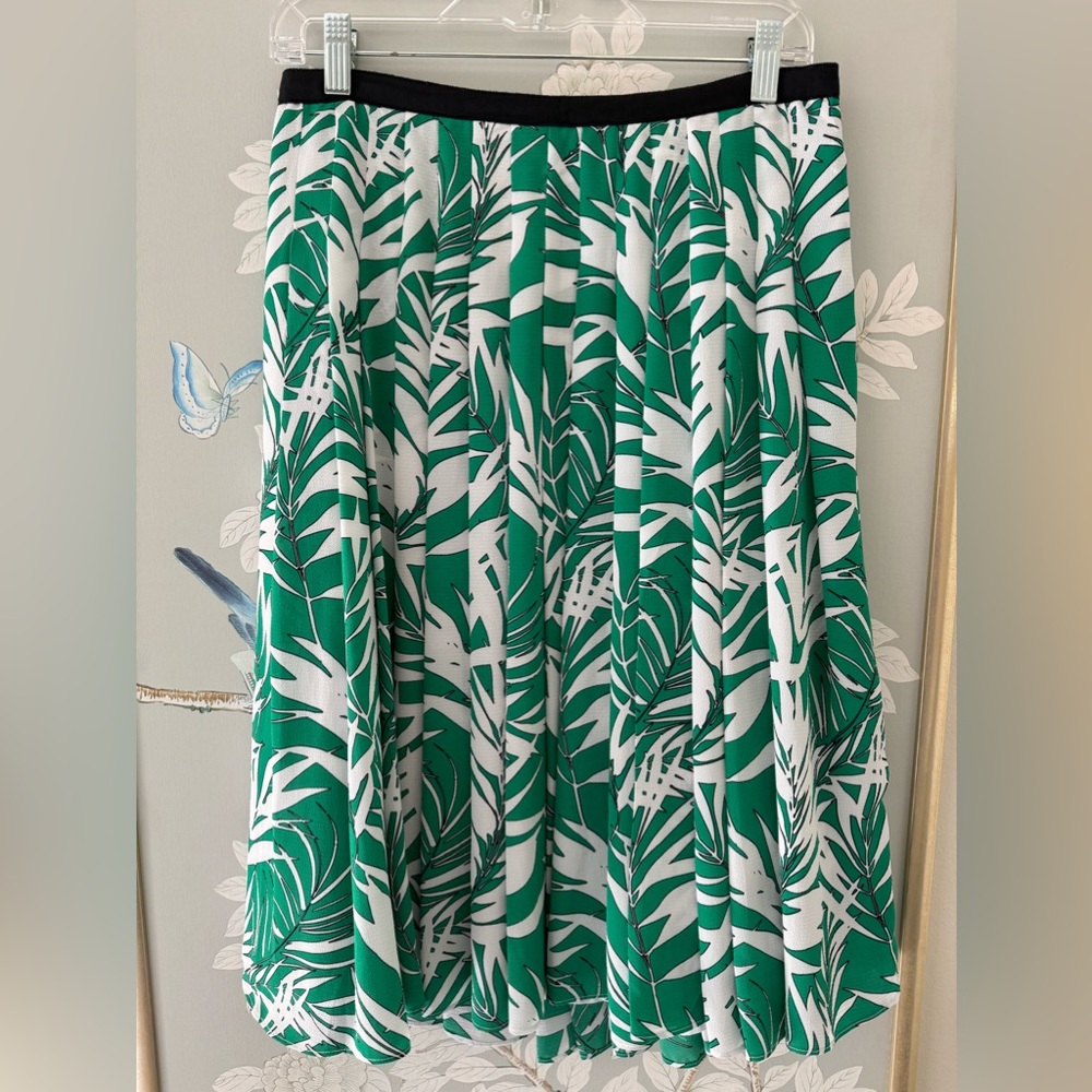 Talbots Green and White Floral Skirt